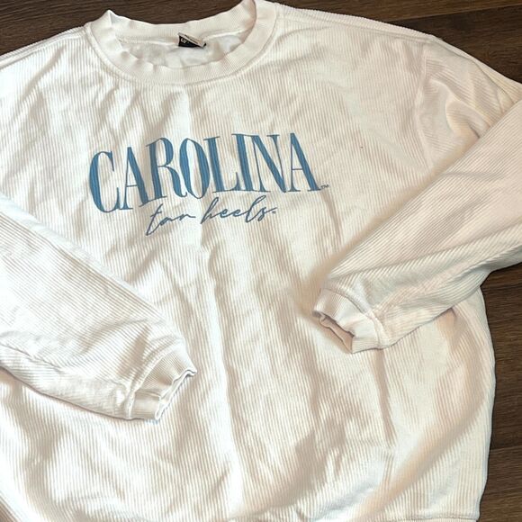 chicka-d Women's Standard Corded Campus Crewneck Sweatshirt "CAROLINA tar heels" - Picture 2 of 10